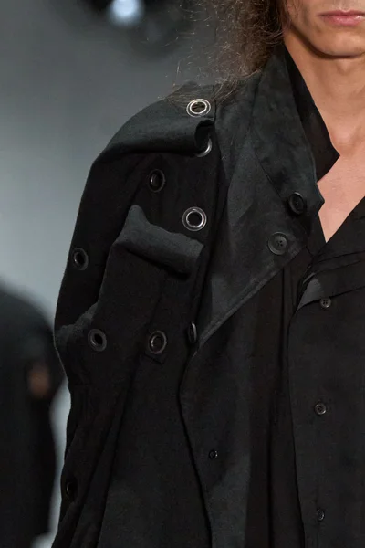 Look 5